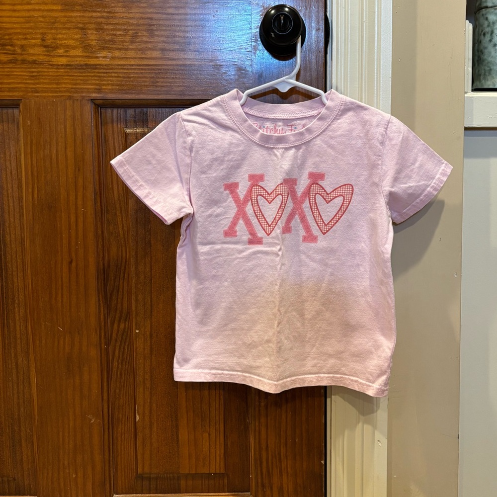 Stitchy Fish Pink Valentine’s Day T-Shirt (Size: 4T)